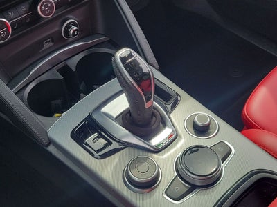 2025 Alfa Romeo Stelvio Base