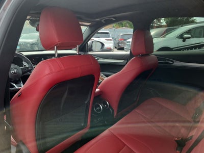 2025 Alfa Romeo Stelvio Base