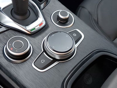 2024 Alfa Romeo Stelvio Sprint