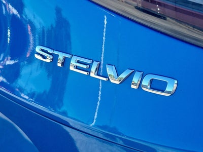 2025 Alfa Romeo Stelvio Base
