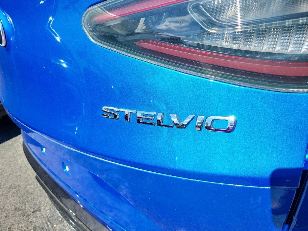 2026 Alfa Romeo Stelvio Veloce