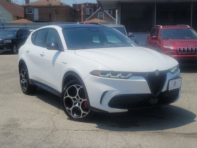 2025 Alfa Romeo Tonale Base